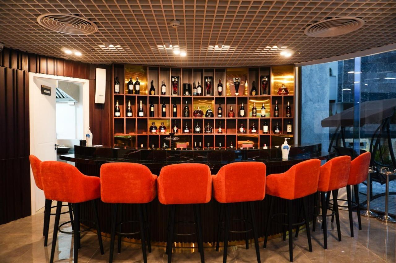 Cami Riverside 4*