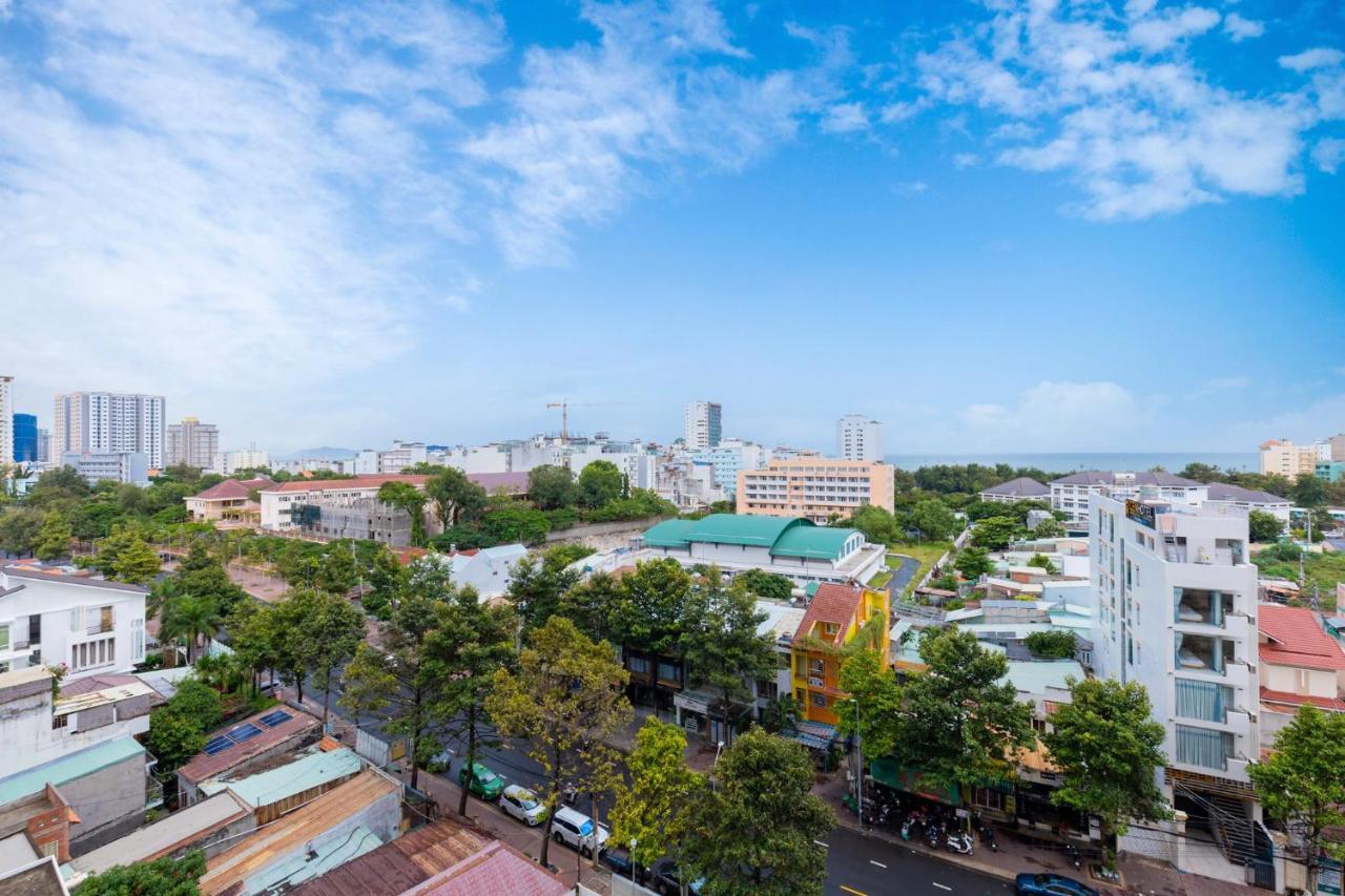 Sun Melody Một *