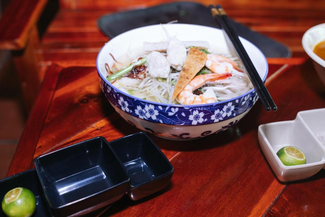 Nhà khách Ngoc Qui