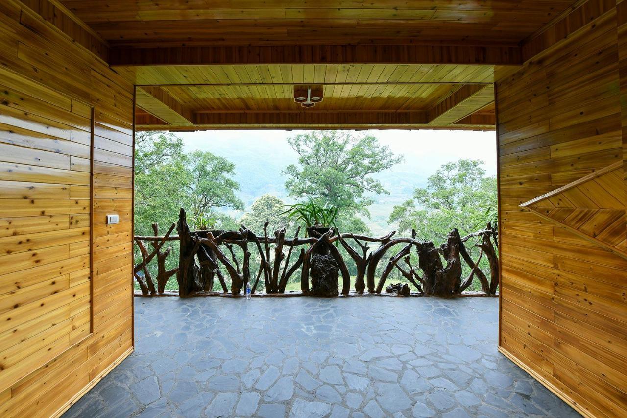Mt House Resort
