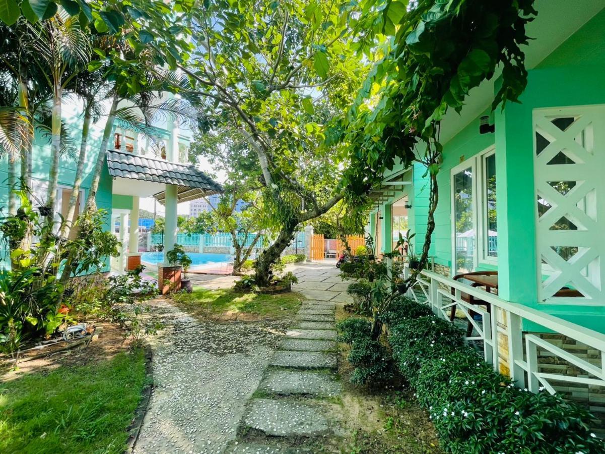 Resort Phu Long & Bar 3*