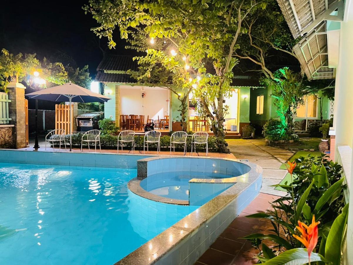 Phu Long & Bar Phu Quoc