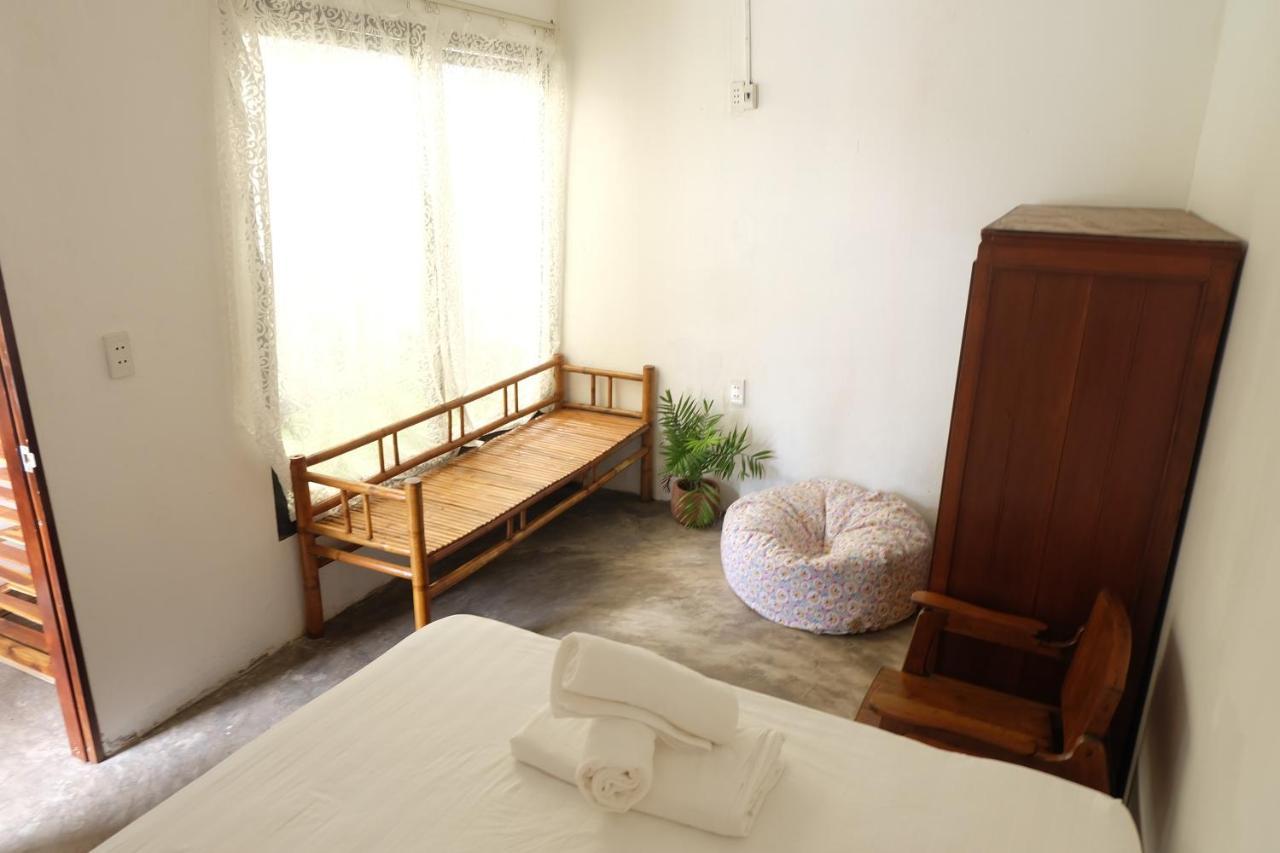 Hostel Lana Land