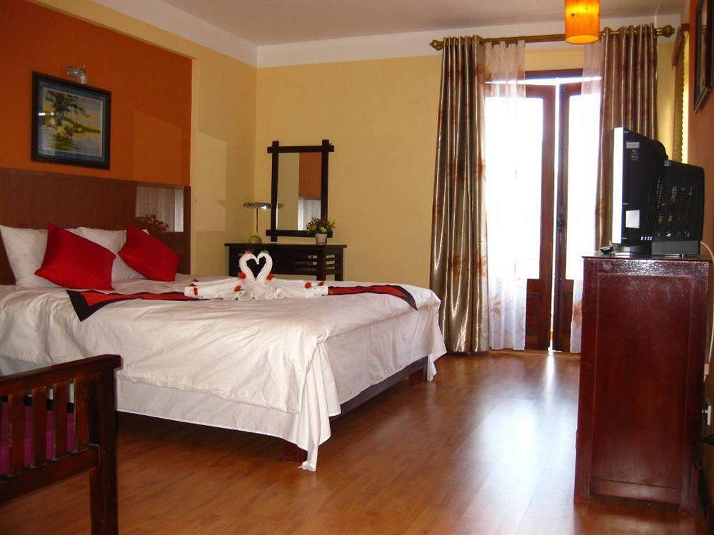 Elegance Hotel 3*