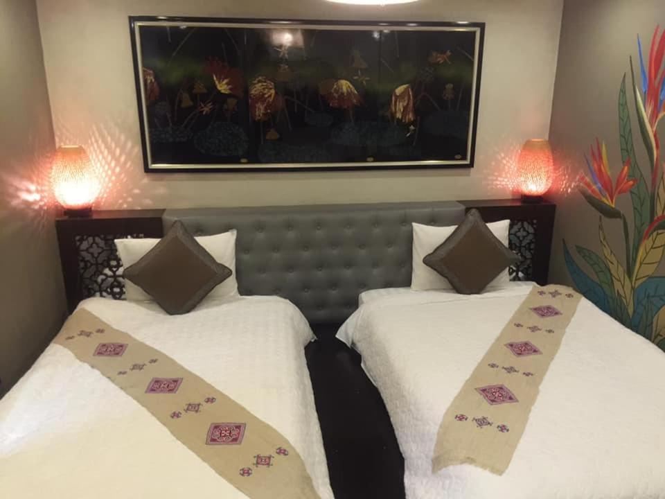Q Hotel