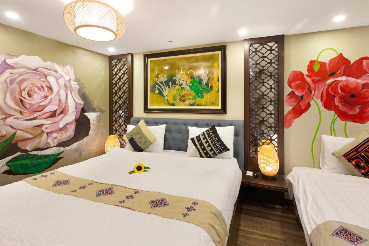 Q Hotel