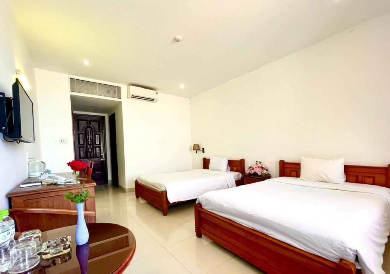My Khe 2 Seafront Hotel Da Nang