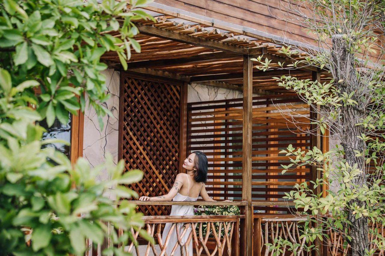 Resort Rocks Boutique