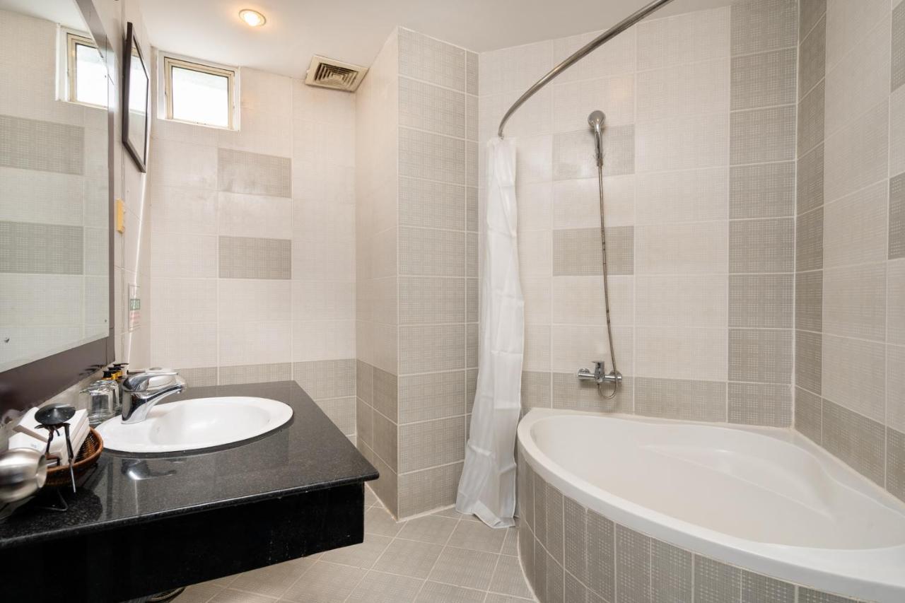 A&a Toronto Hotel 2*