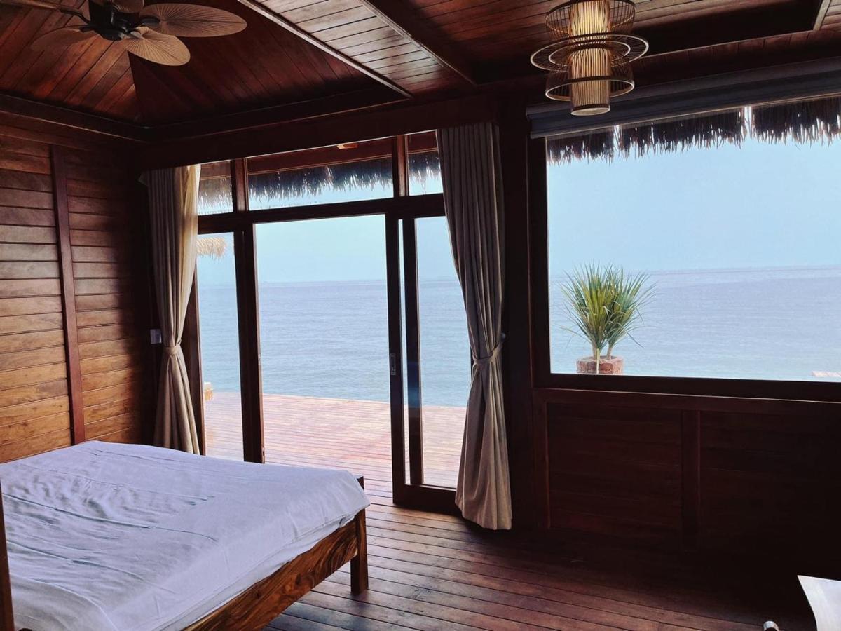 Rocks Boutique 4* Phu Quoc