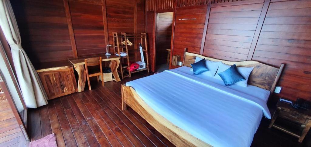 Rocks Boutique Resort