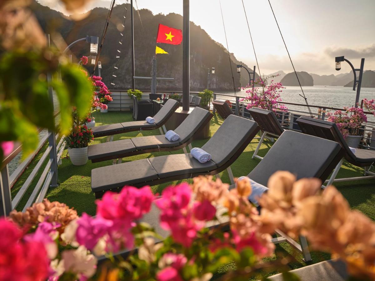  Lavender Elegance Cruises Hạ Long