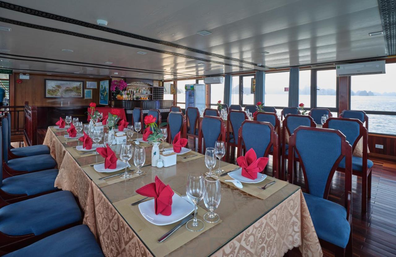 Lavender Elegance Cruises  4*