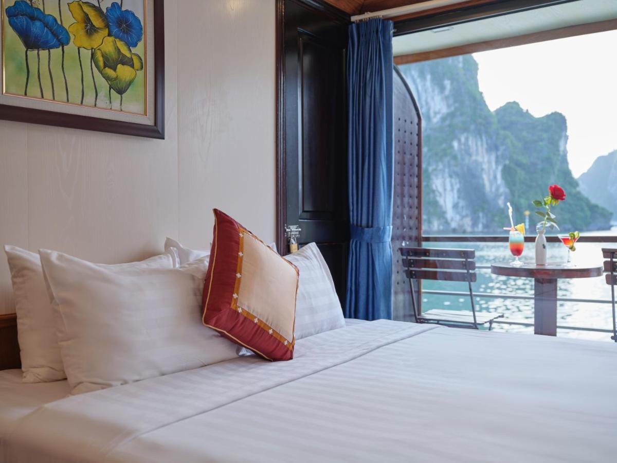  Lavender Elegance Cruises 4*