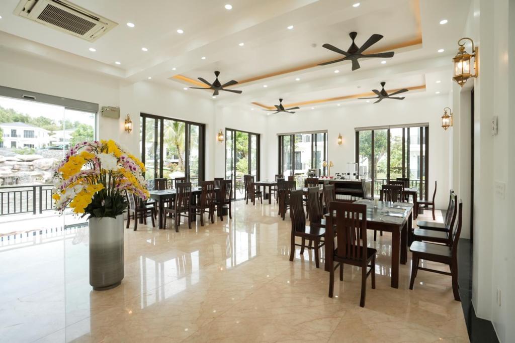 Dad Resort 4*