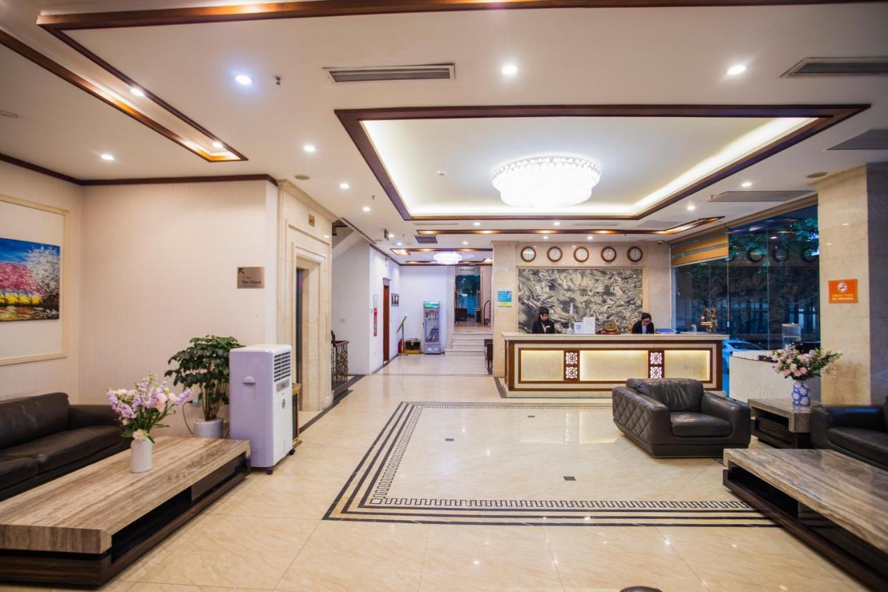 Western Hotel 4*