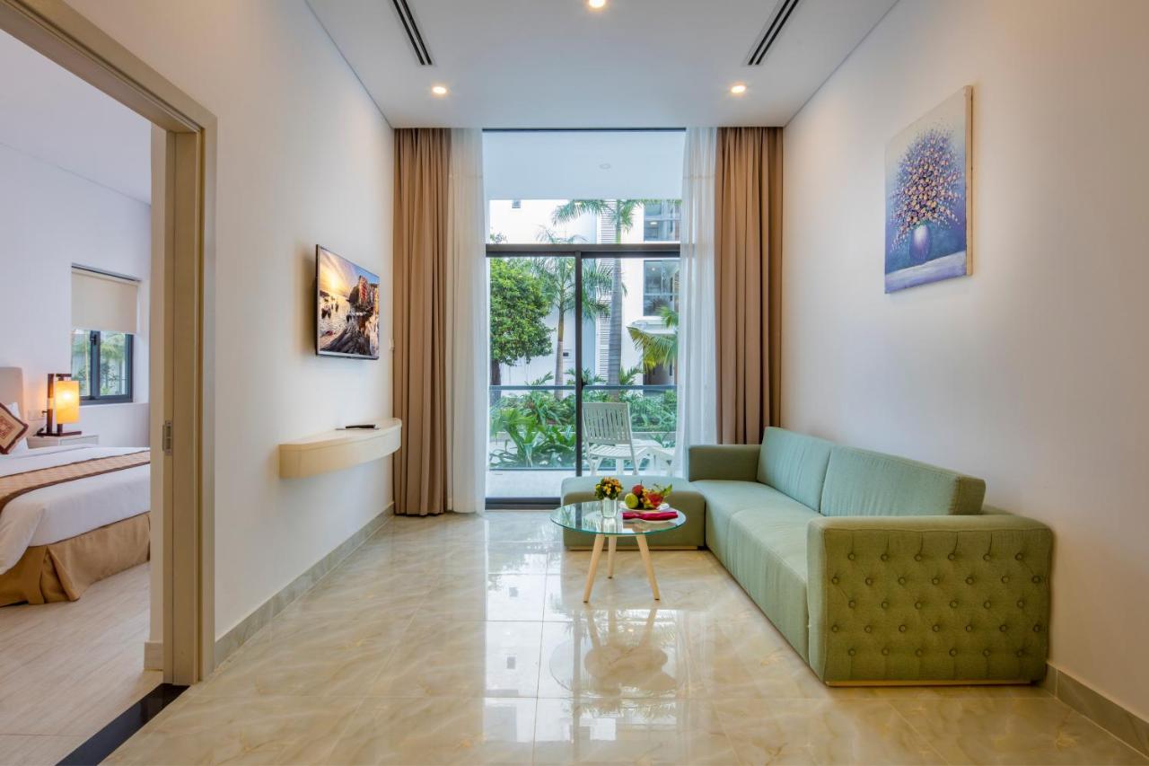 Diamond Bay Condotel