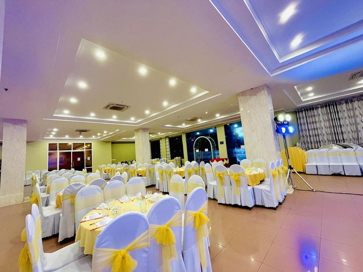 Hotel My Khe 2 Seafront Da Nang