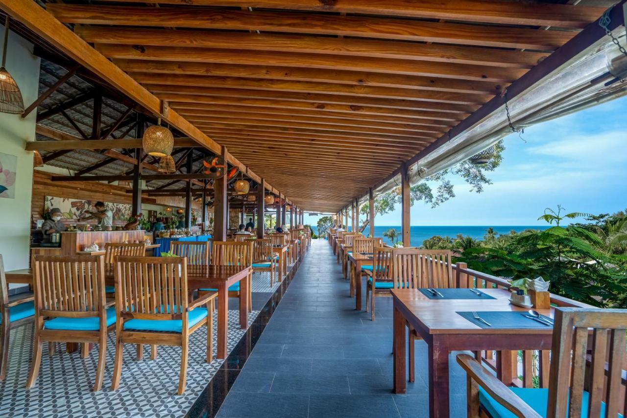 Resort Camia & 4*