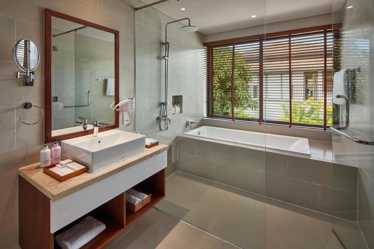 Western Premier Sonasea Hotel 5*