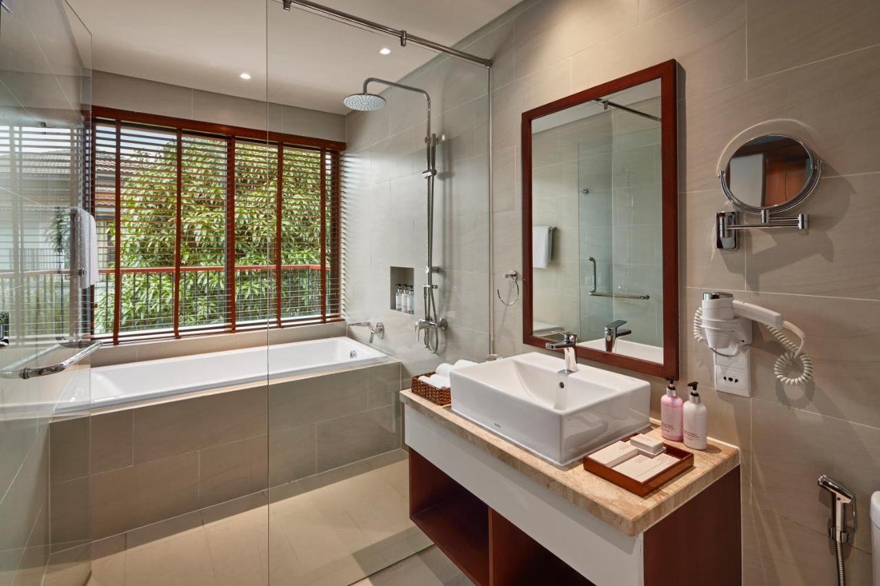 Western Premier Sonasea Hotel