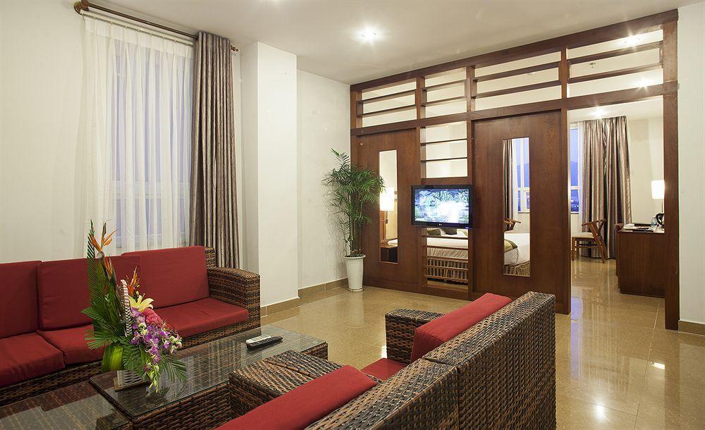 Vian Hotel