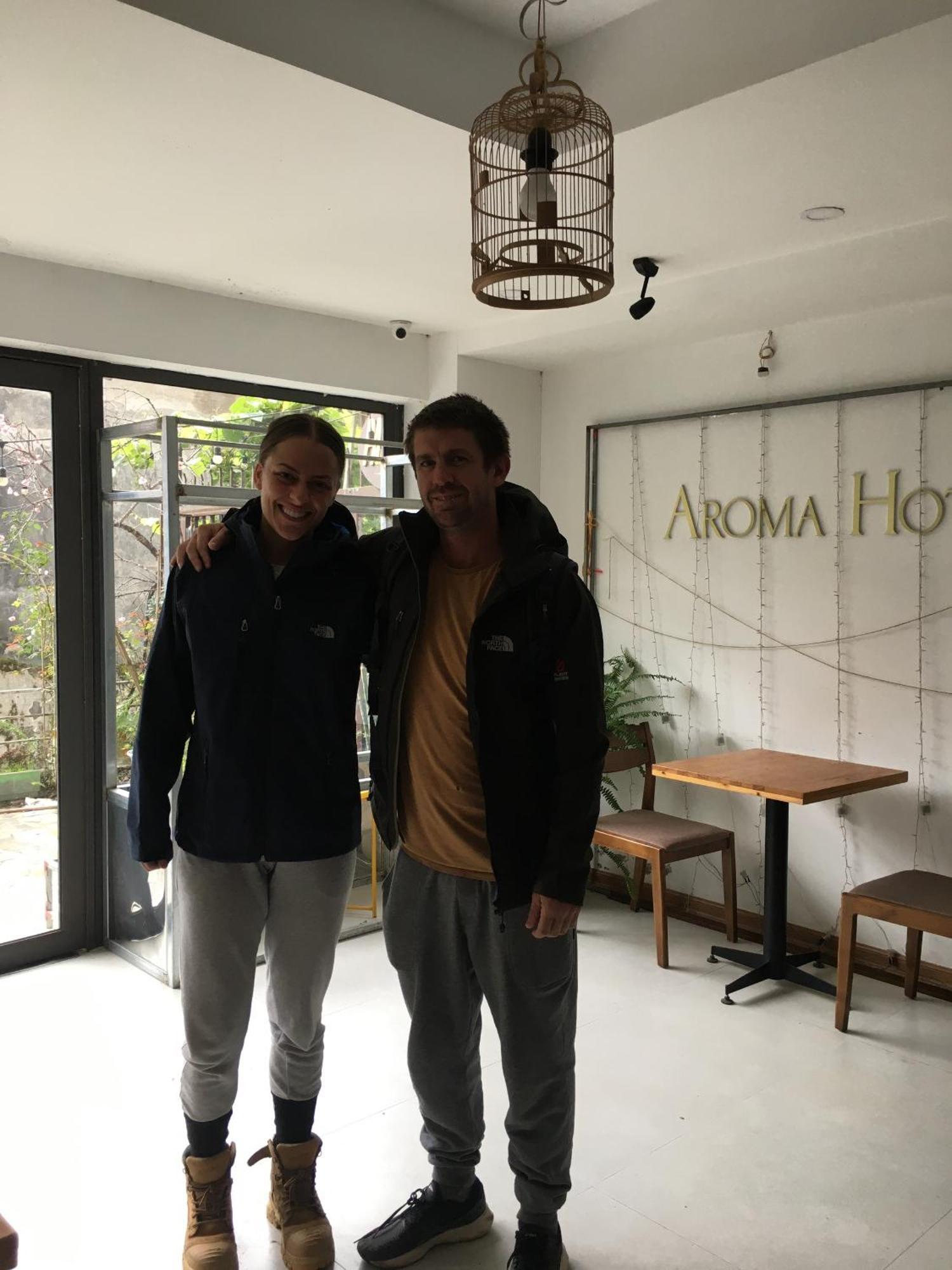 Khách sạn Aroma 2*