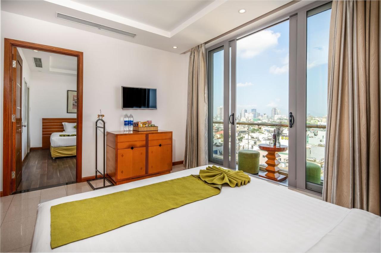 Hotel Hang Castle Da Nang