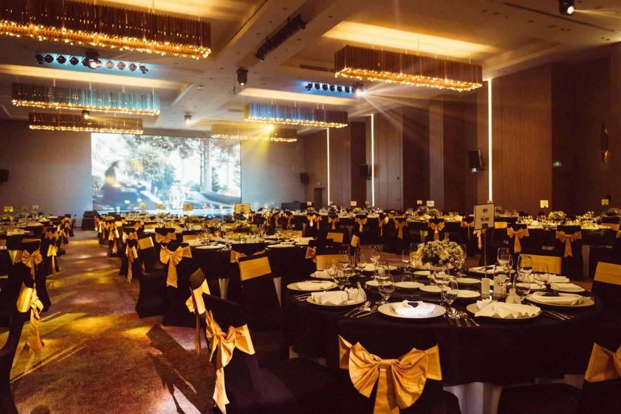 & Saigon Airport By Ihg Hotel 5*