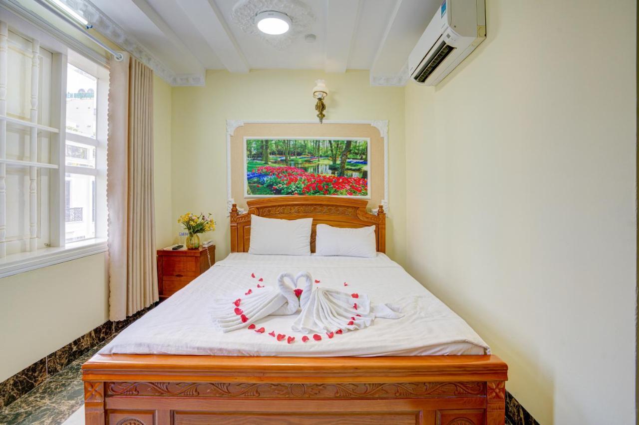Quang Anh By The Moment Hotel 3*