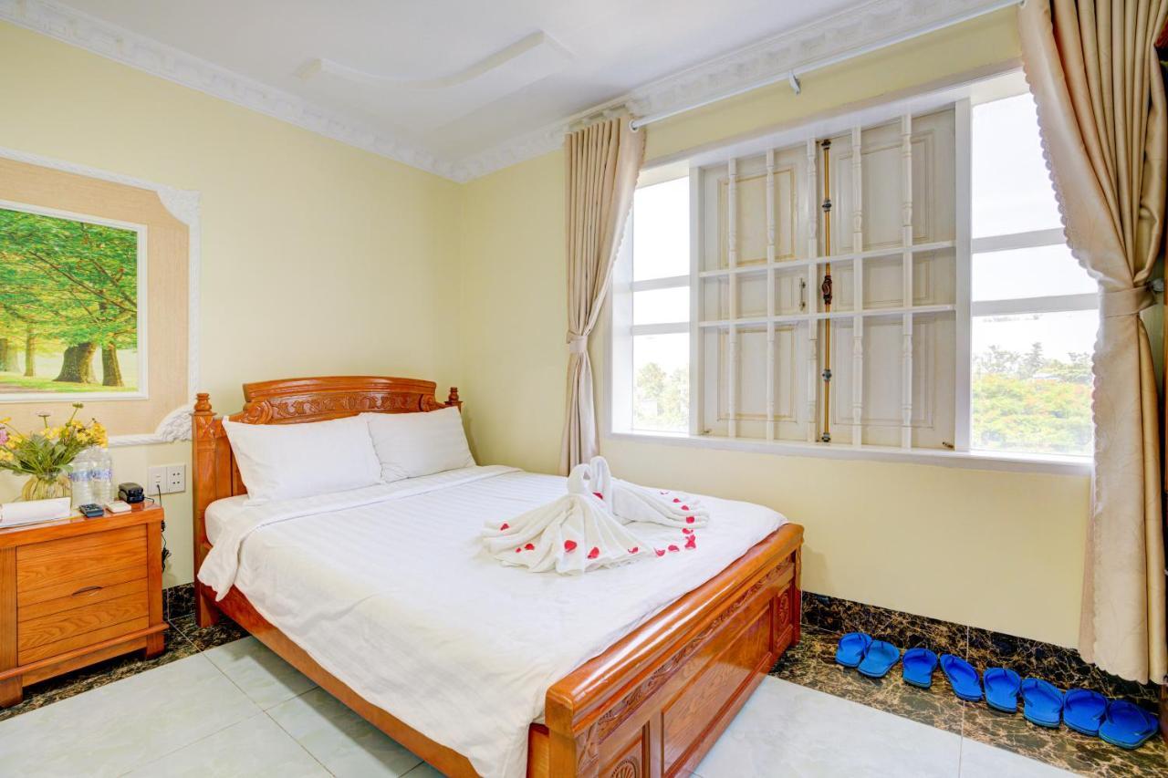 Quang Anh By The Moment Hotel 3*