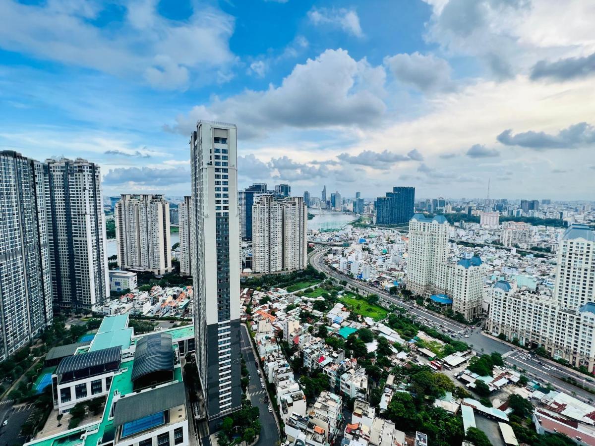 Vinhomes Landmark 81 *