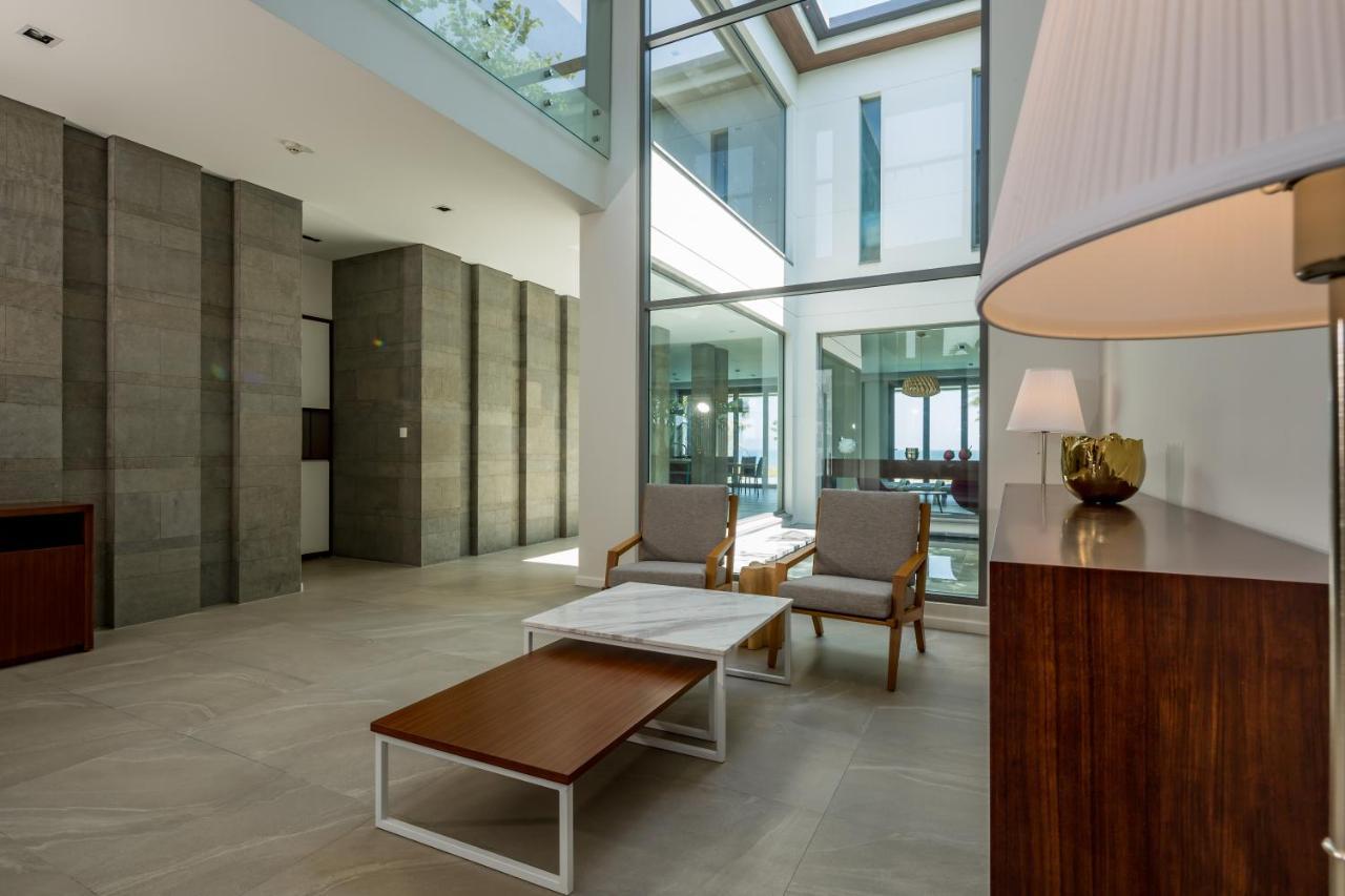 Ocean - Idc White House Villa