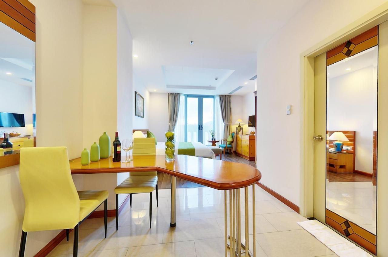 Hang Castle Hotel Da Nang