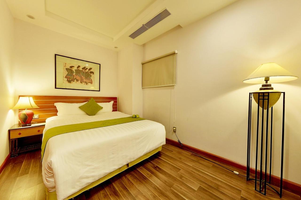 Hang Castle Hotel Da Nang