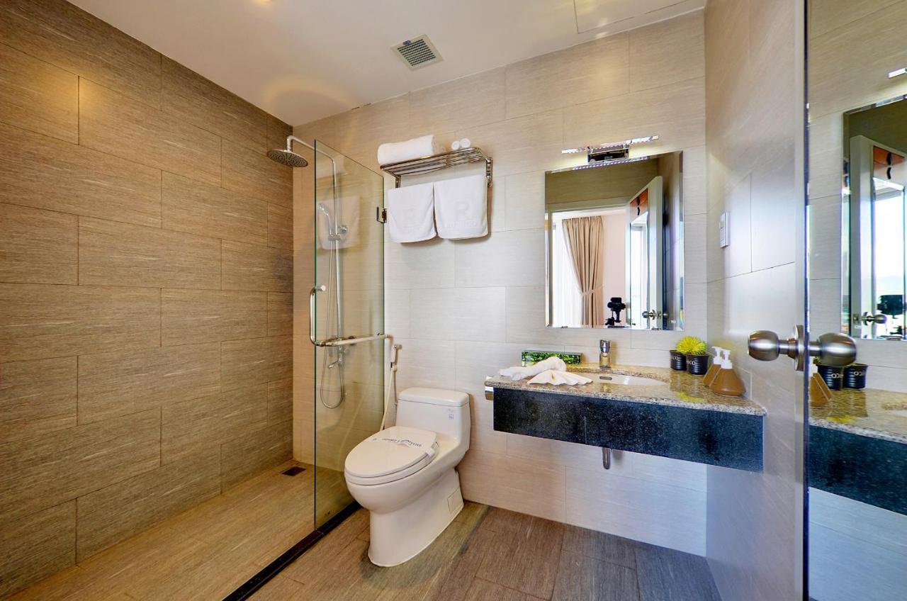 Richico Luxury Apartel Ocean 4* Da Nang