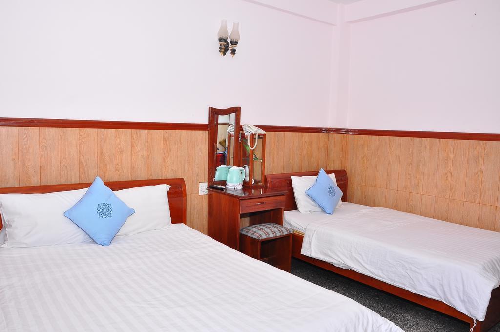 Anh Dao Hotel 2*