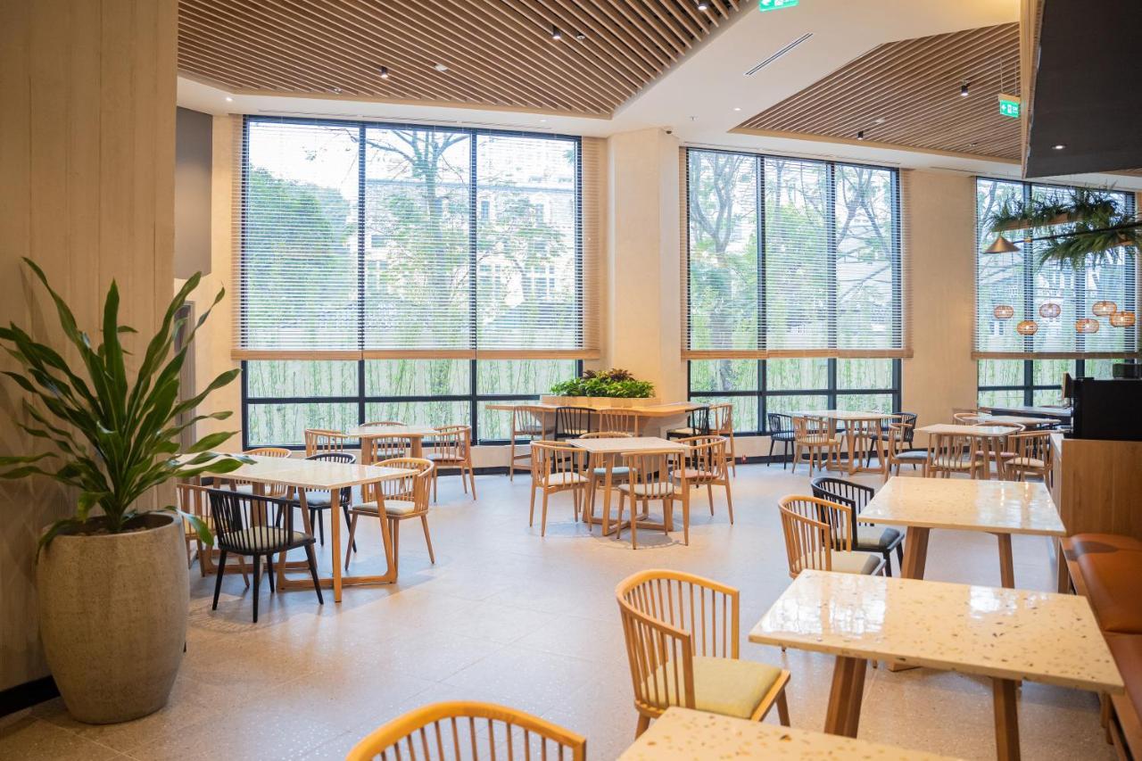 Khách sạn Melia