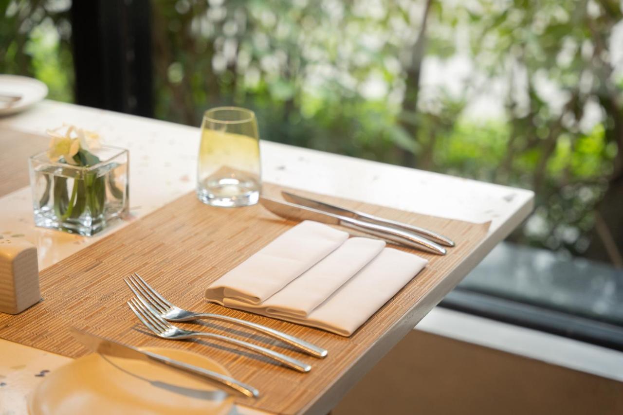Melia Khách sạn Hà Nội