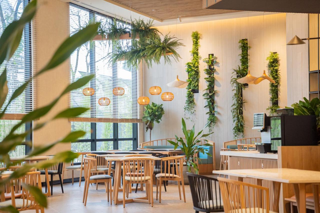 Khách sạn Melia Hà Nội