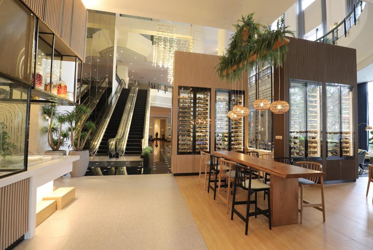 Khách sạn Melia Hà Nội