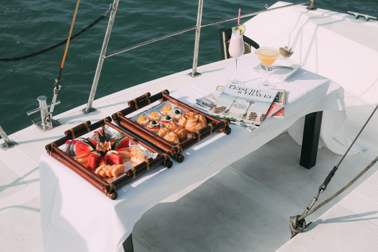 Scarlet Pearl Cruises - Wonder On Lan Ha Bay  5*