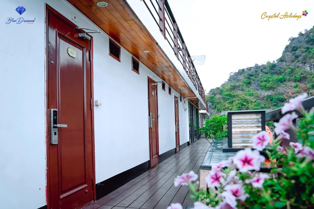 Botel Blue Diamond Cruise Ha Long