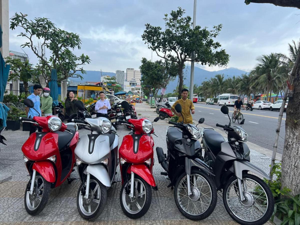 Seashore & Da Nang