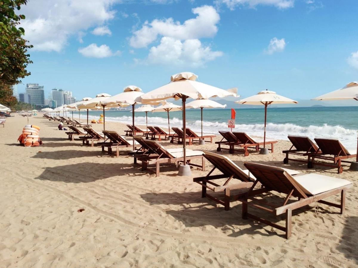Hotel Emerald Bay & Nha Trang