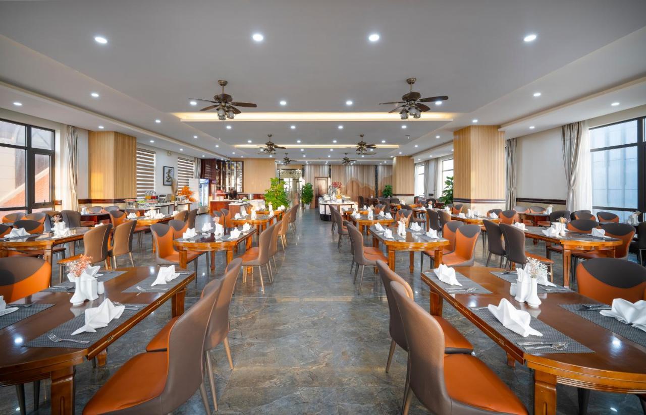 7 Seven Sea Hotel 4*
