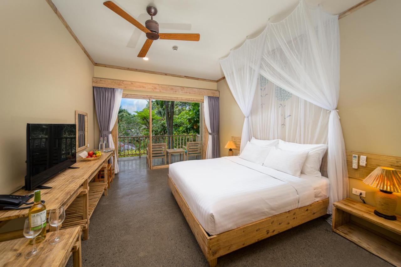Lahana & Resort 4*