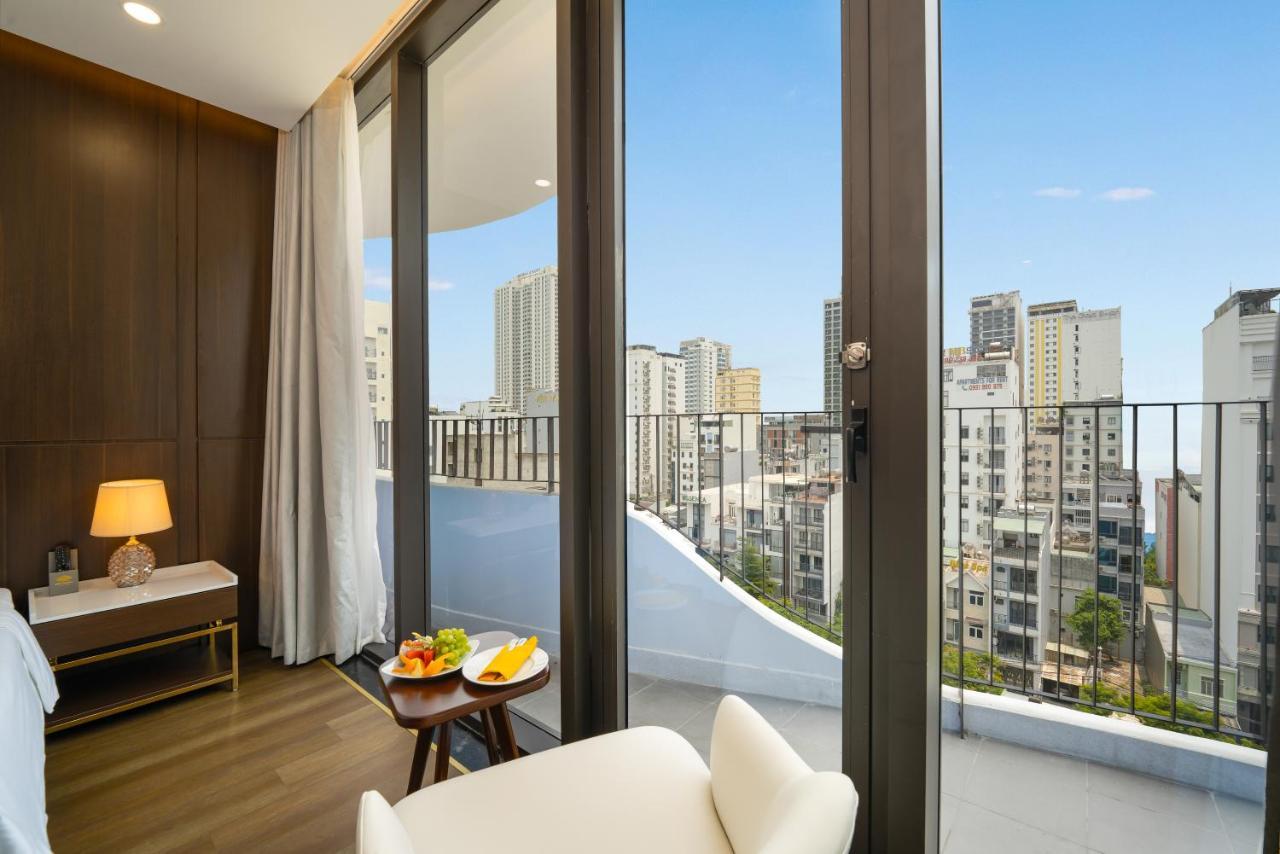Golden Lotus Grand - Panoramic Rooftop Bar & Daily Afternoon Tea Da Nang
