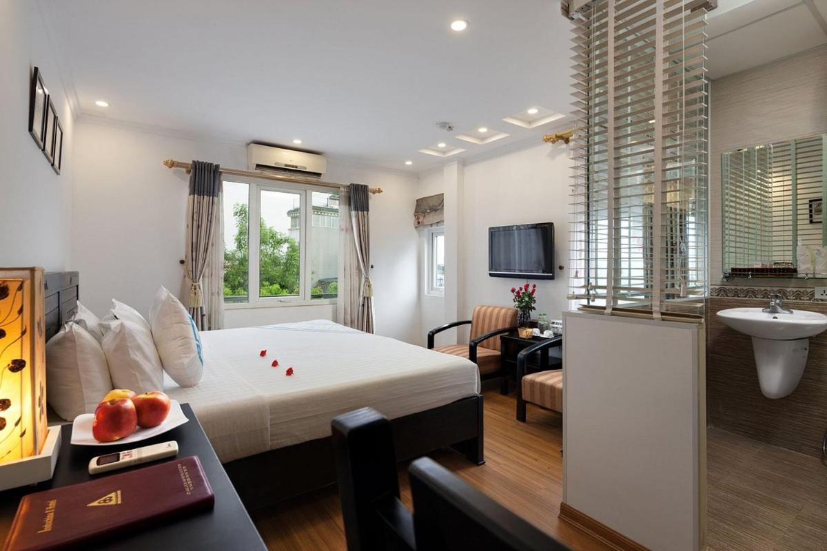 Hanoi Lake View Hotel & Spa