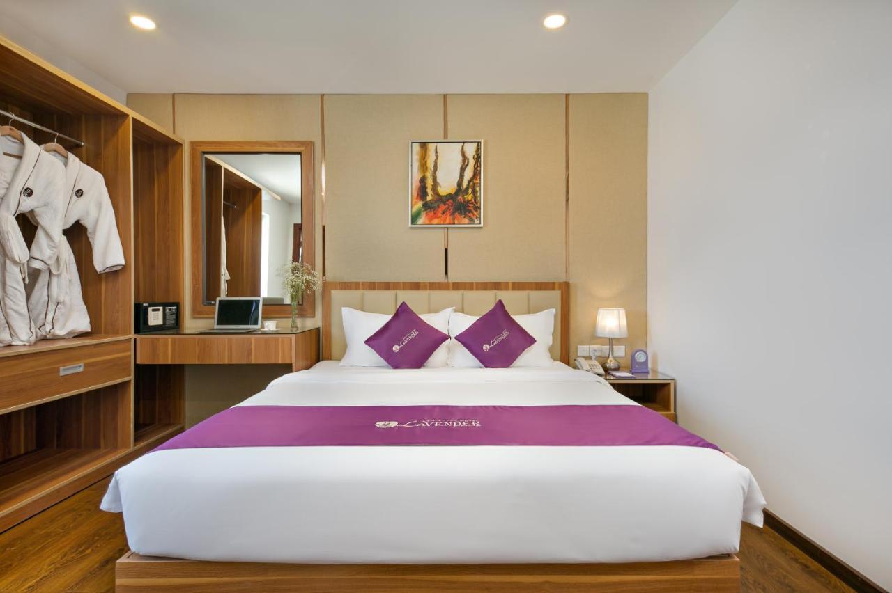 Lavender Riverside Hotel